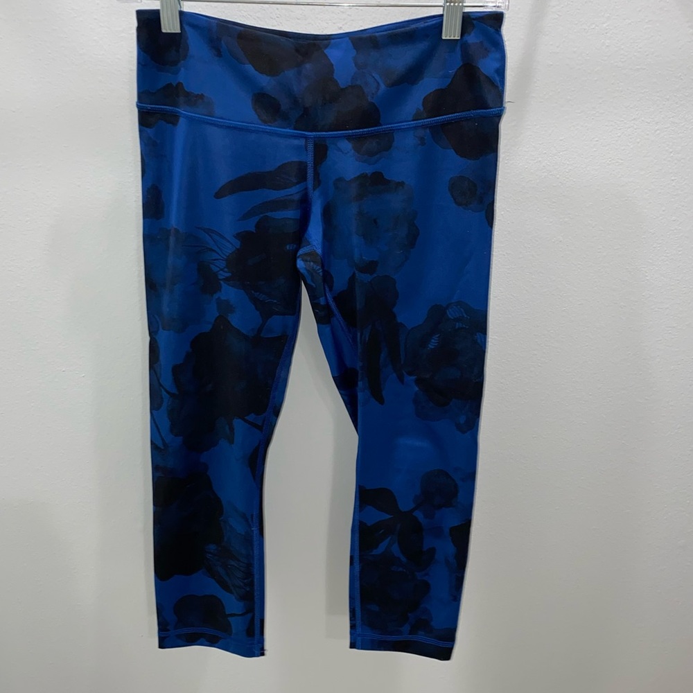 Lululemon crop